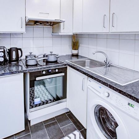 Hyde Park Apartment 2 Bedroom ロンドン エクステリア 写真