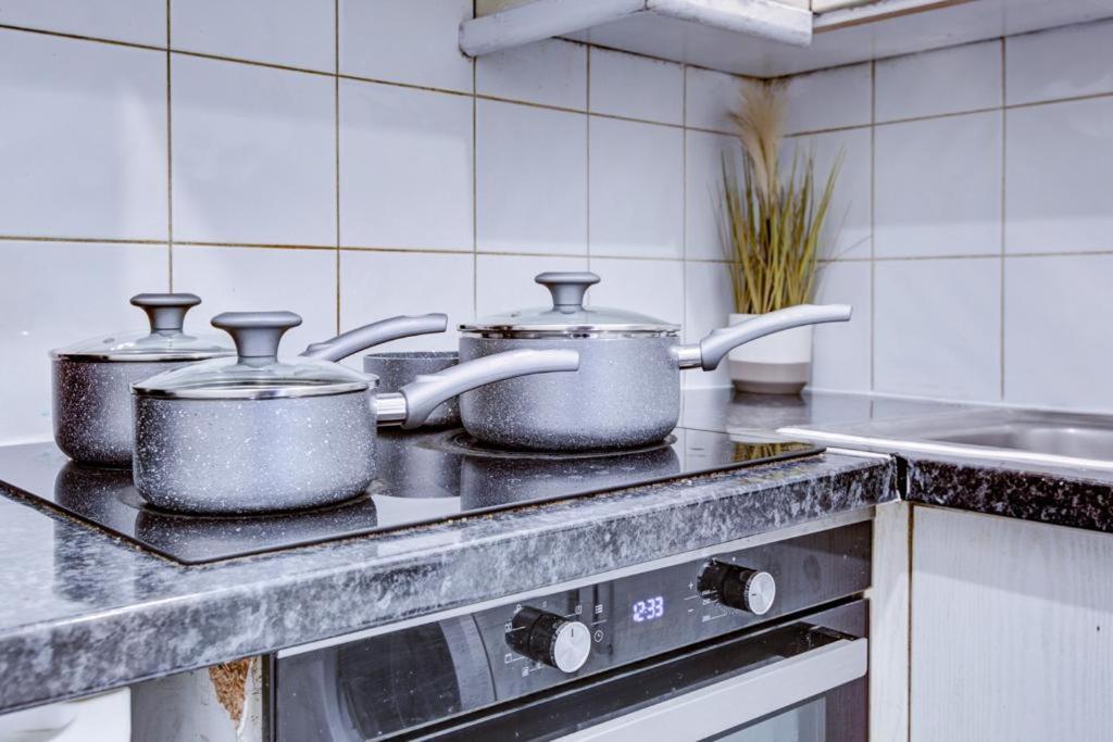 Hyde Park Apartment 2 Bedroom ロンドン エクステリア 写真